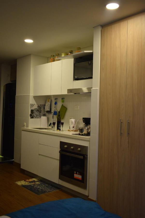 Toscano S Aparta Estudio Hospedaje Amoblado Torre 2 Equilibrium Bogota Bagian luar foto